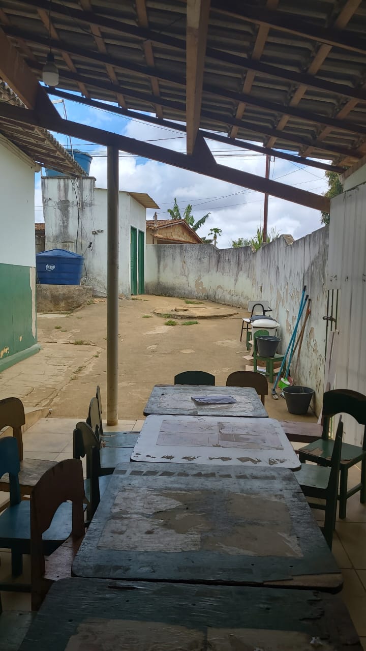 A falência da educação pública em Vitória da Conquista que o marketing oficial esconde