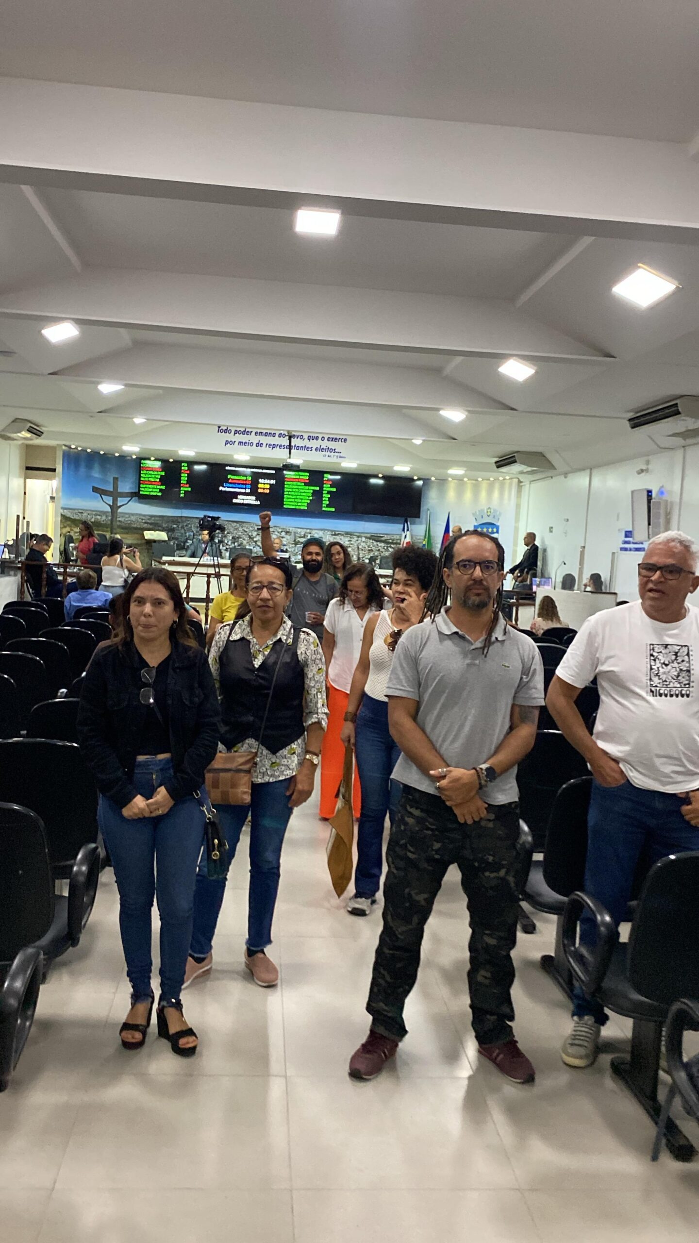 Simmp repudia extinção de mais de 4.200 vagas públicas em Vitória da Conquista